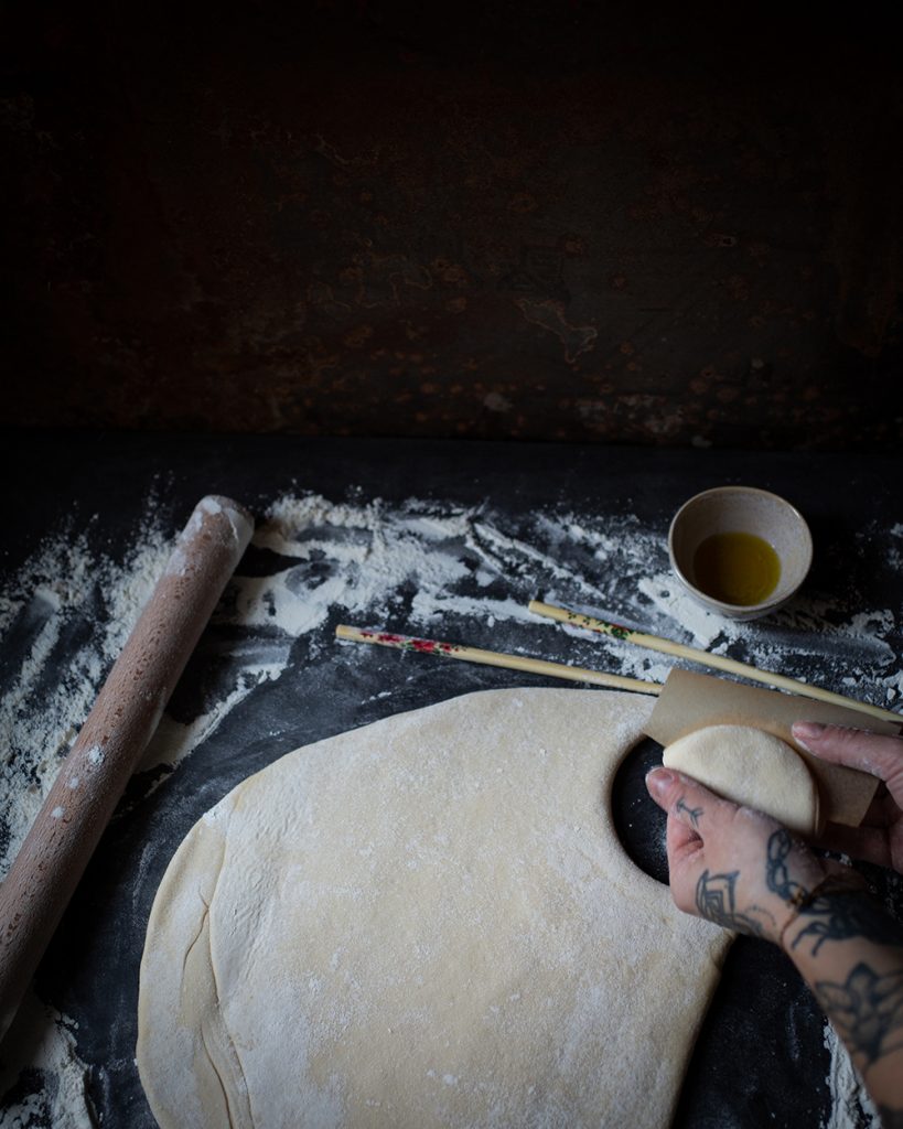 Guabaoburger mit veganem Sauerbraten