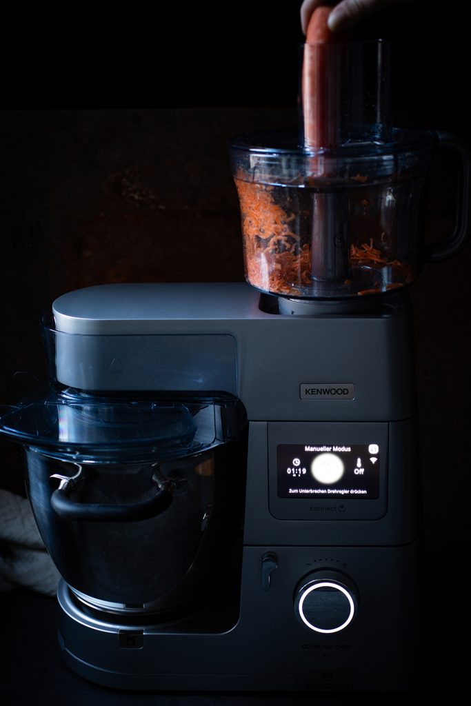 Guabaoburger mit veganem Sauerbraten