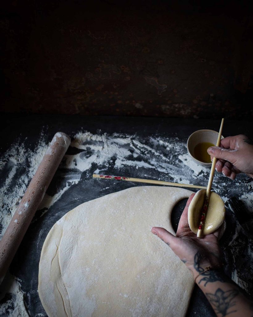 Guabaoburger mit veganem Sauerbraten